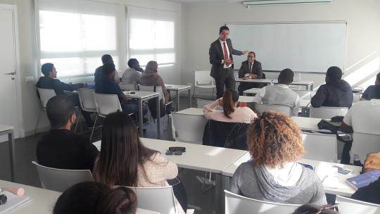 Les étudiants en Licence participent au séminaire « Logistique internationale et Douane »